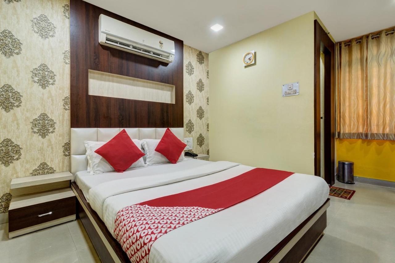 Oyo Hotel Satguru Džamšédpur Exteriér fotografie