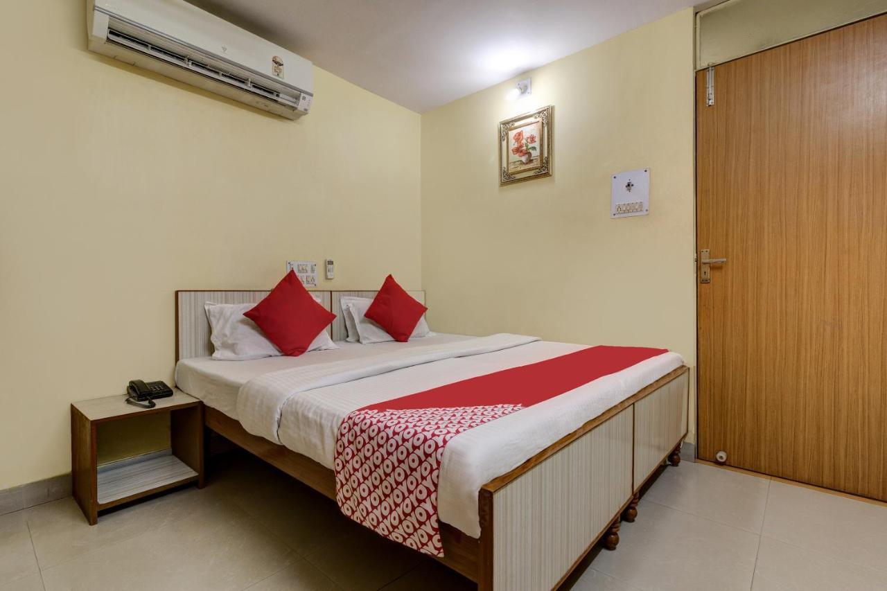 Oyo Hotel Satguru Džamšédpur Exteriér fotografie