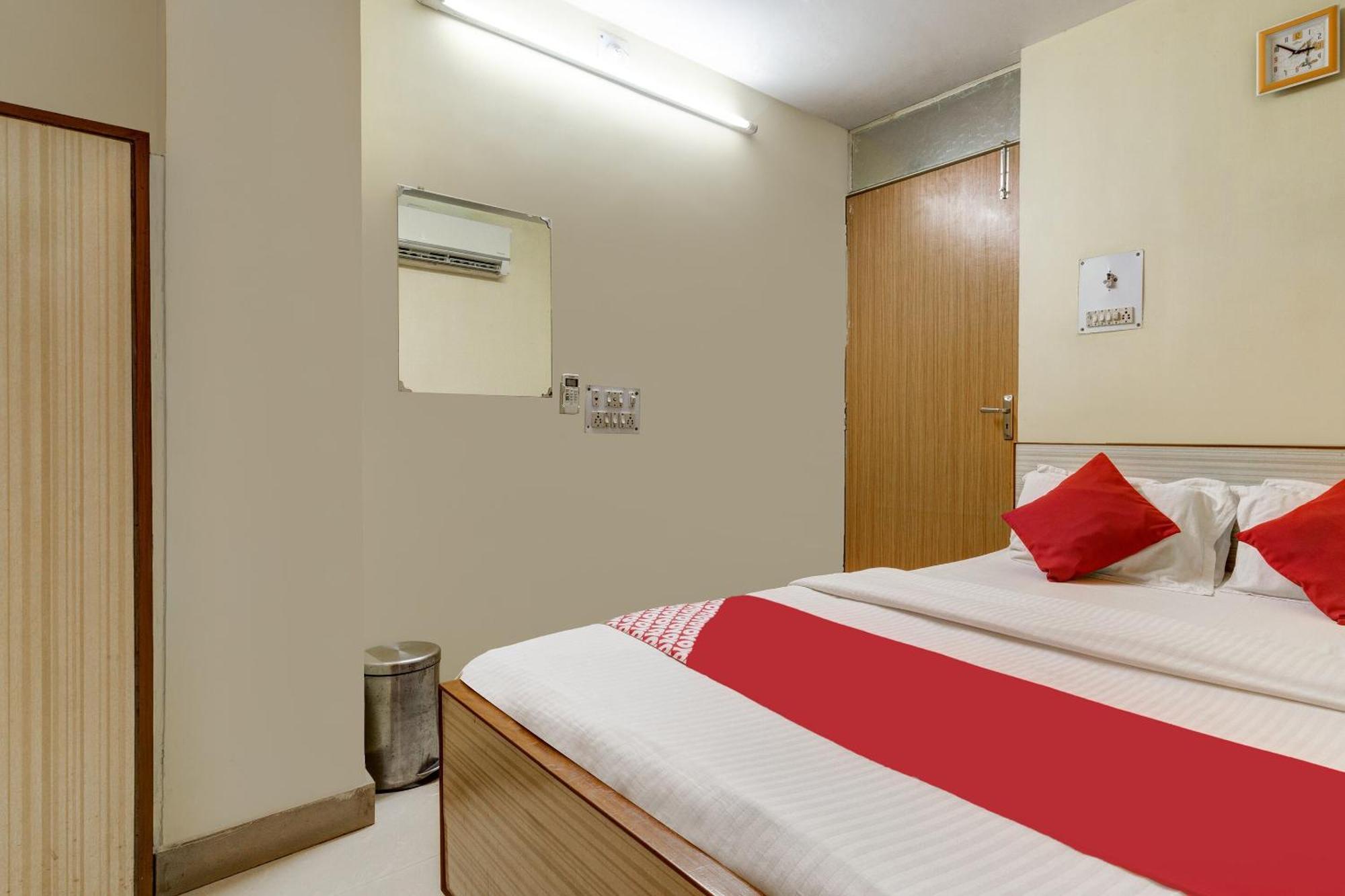 Oyo Hotel Satguru Džamšédpur Exteriér fotografie