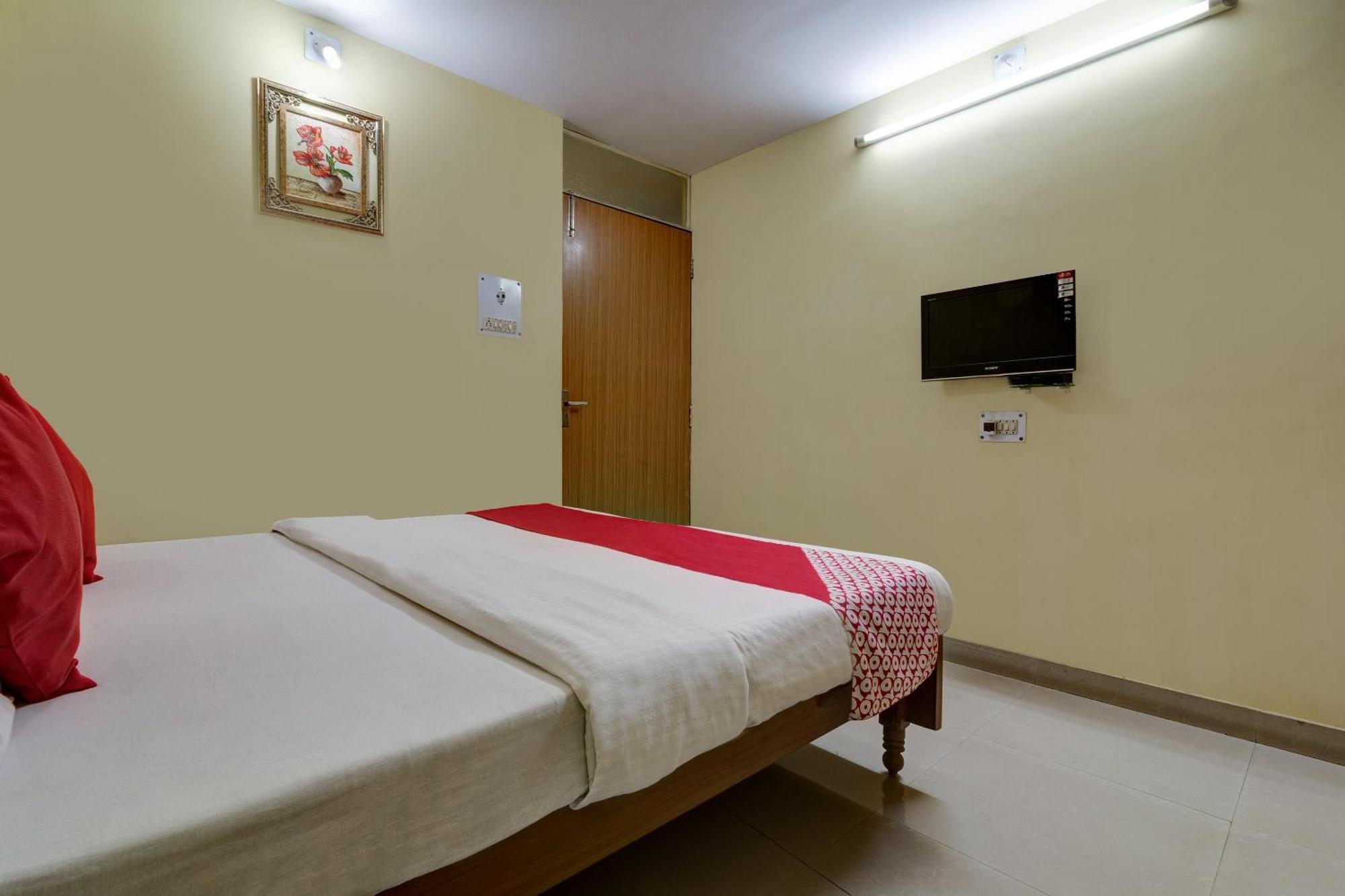 Oyo Hotel Satguru Džamšédpur Exteriér fotografie
